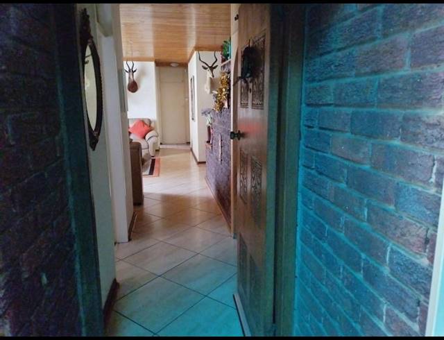 3 BEDROOM HOUSE FOR SALE IN DALPARK EXT 11